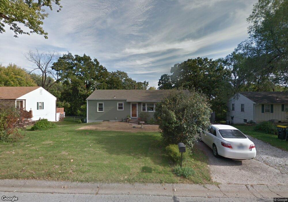 4835 Quivira Drive Ln, Shawnee, KS 66216 - photo 1