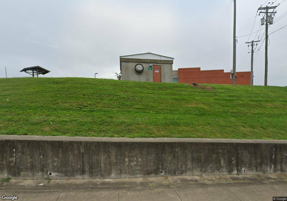 401 W Fayette Ave, Effingham, IL 62401 - photo 1