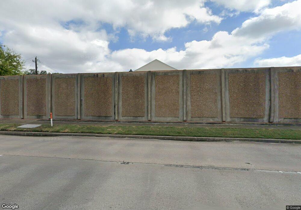 10396 Longmont Dr unit 51, Houston, TX 77042 - photo 1