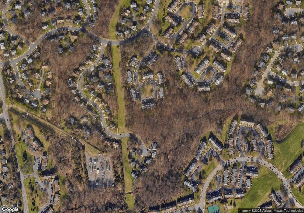 3640 Buckeye Ct, Fairfax, VA 22033 - photo 1