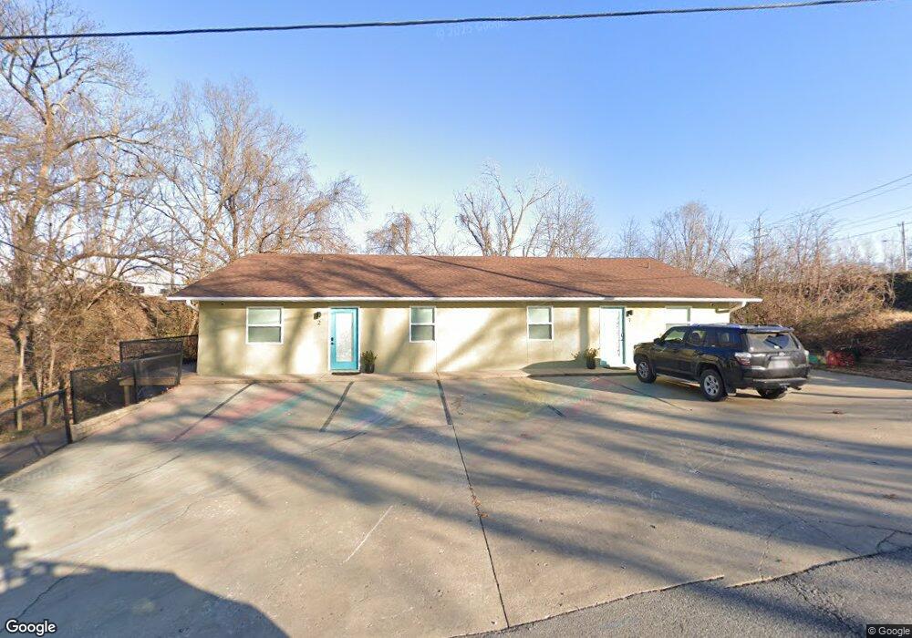 304 NW J St unit 1, Bentonville, AR 72712 - photo 1