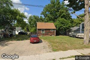 624 Bluff St, Lansing, MI 48906