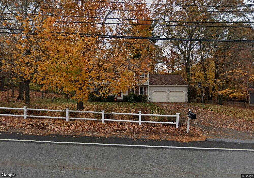 369 Oak St, Franklin, MA 02038 - photo 1