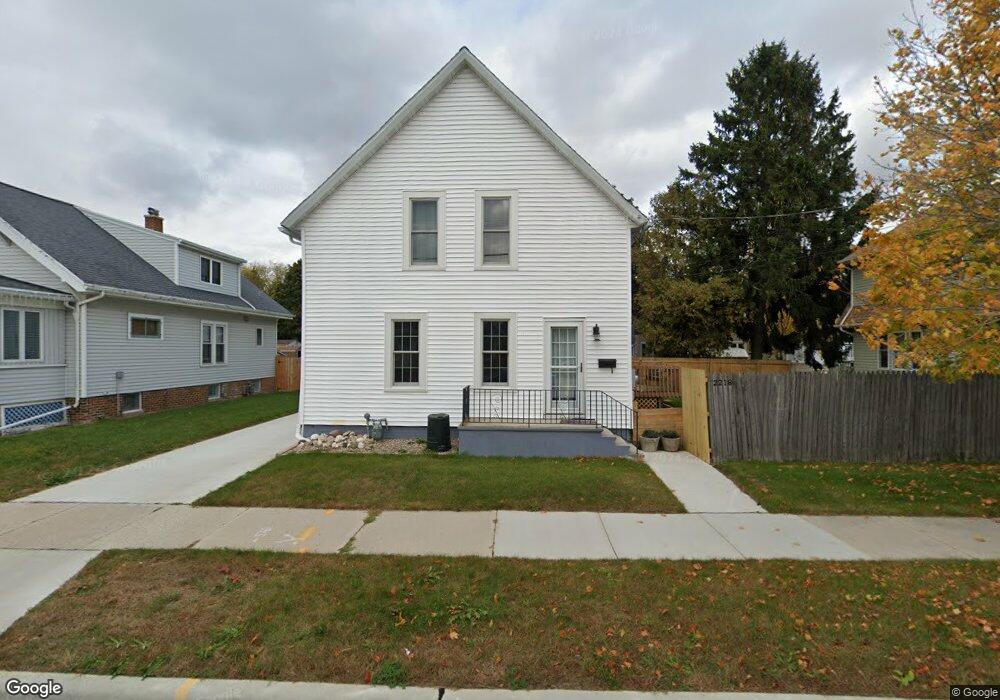 2218 14th St, Two Rivers, WI 54241 - photo 1