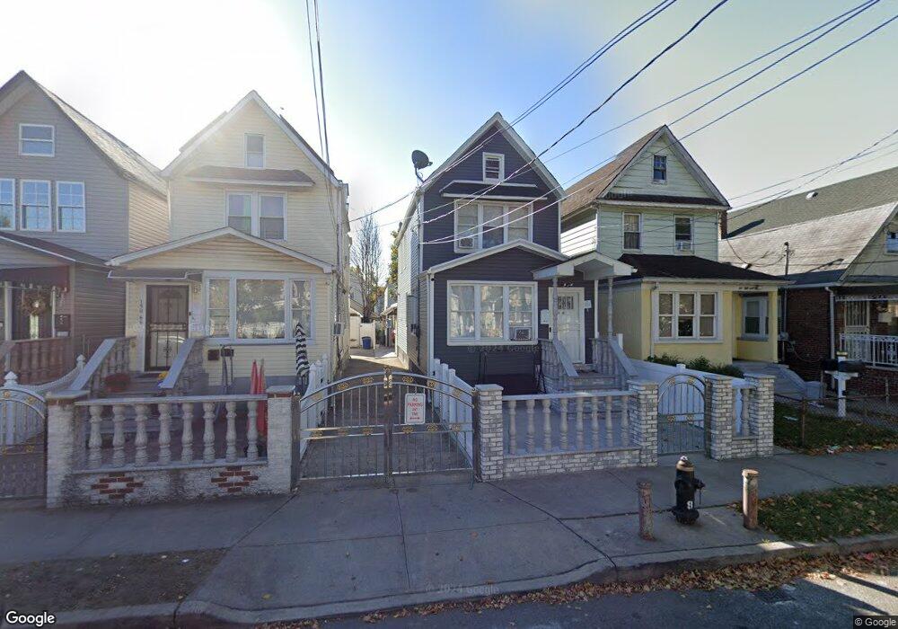 15064 116th Ave, Jamaica, NY 11434 - photo 1