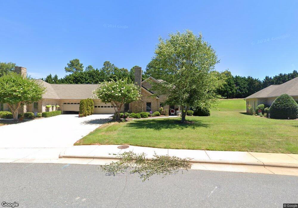 1150 Lexington Commons Dr, Asheboro, NC 27205 - photo 1