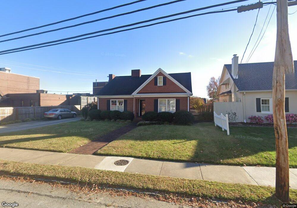 411 Piedmont St, Reidsville, NC 27320 - photo 1