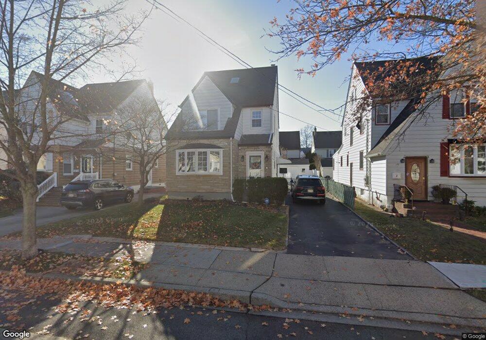 6 Elgin Rd, Valley Stream, NY 11581 - photo 1