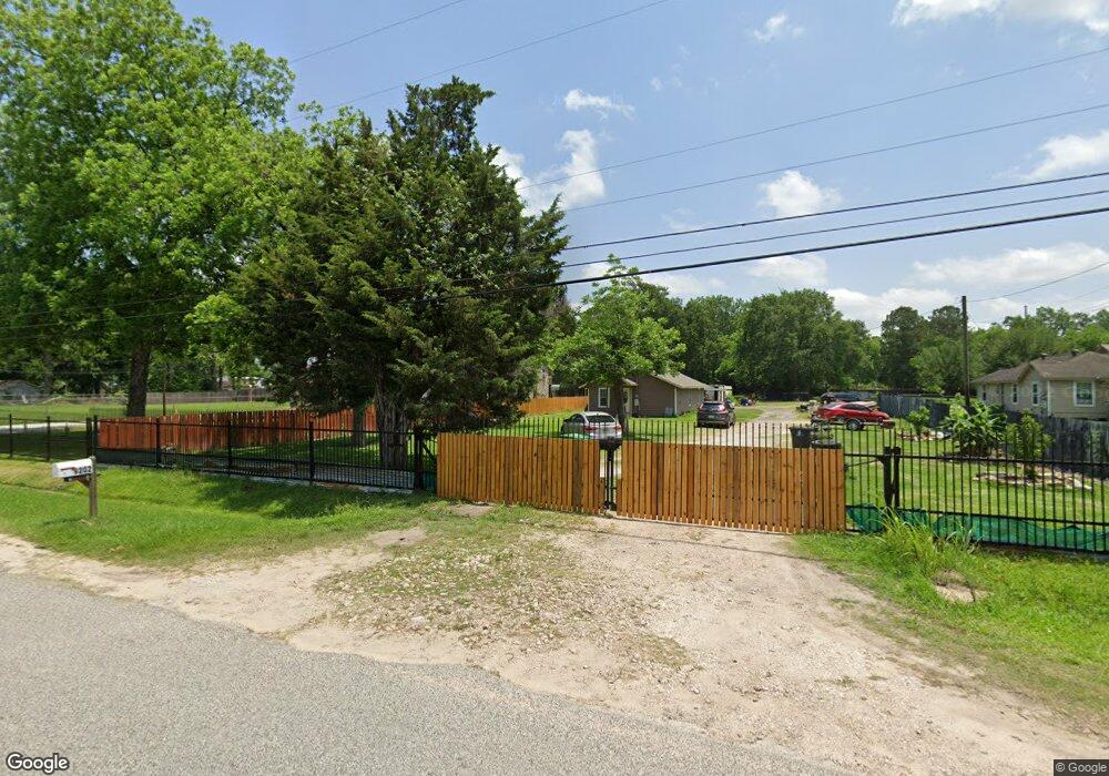 9210 1/2 Friendly Rd, Houston, TX 77093 - photo 1