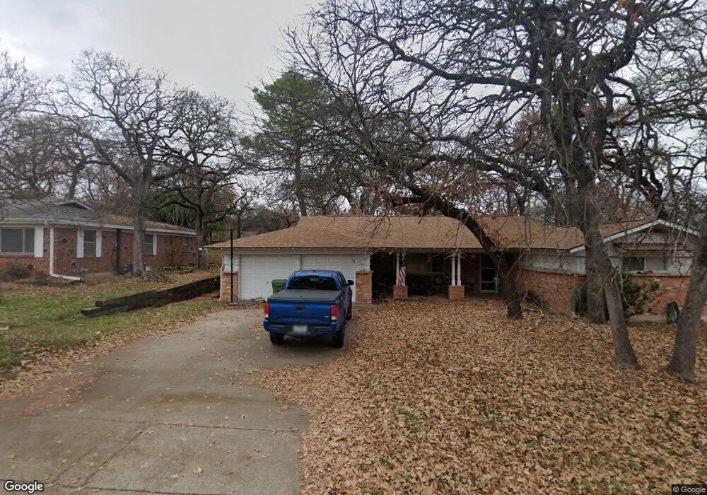 616 Woodcrest Dr, Hurst, TX 76053 - photo 1