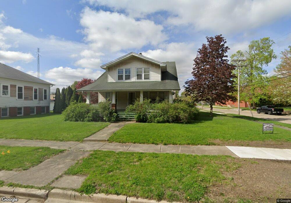 403 Pekin St, Lincoln, IL 62656 - photo 1