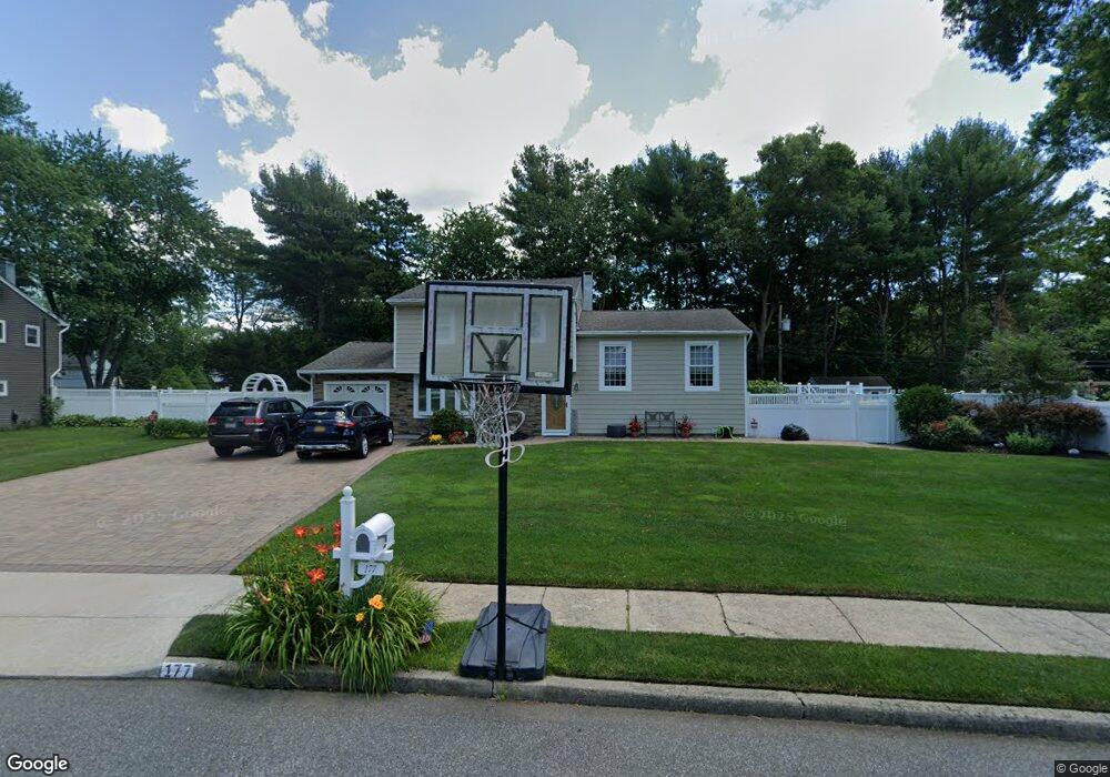 177 Spiral Rd, Holtsville, NY 11742 - photo 1