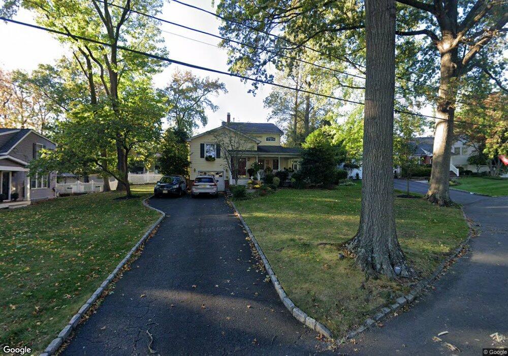2369 Redwood Rd, Scotch Plains, NJ 07076 - photo 1