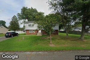 6 Donal Ln, Cookstown, NJ 08511