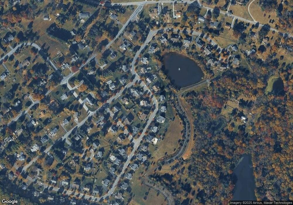 973 Marshall Dr, Pottstown, PA 19465 - photo 1