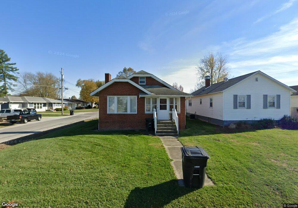 110 N Vine St, Effingham, IL 62401 - photo 1