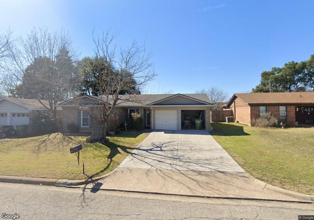 729 Saddle Rd, Fort Worth, TX 76108 - photo 1
