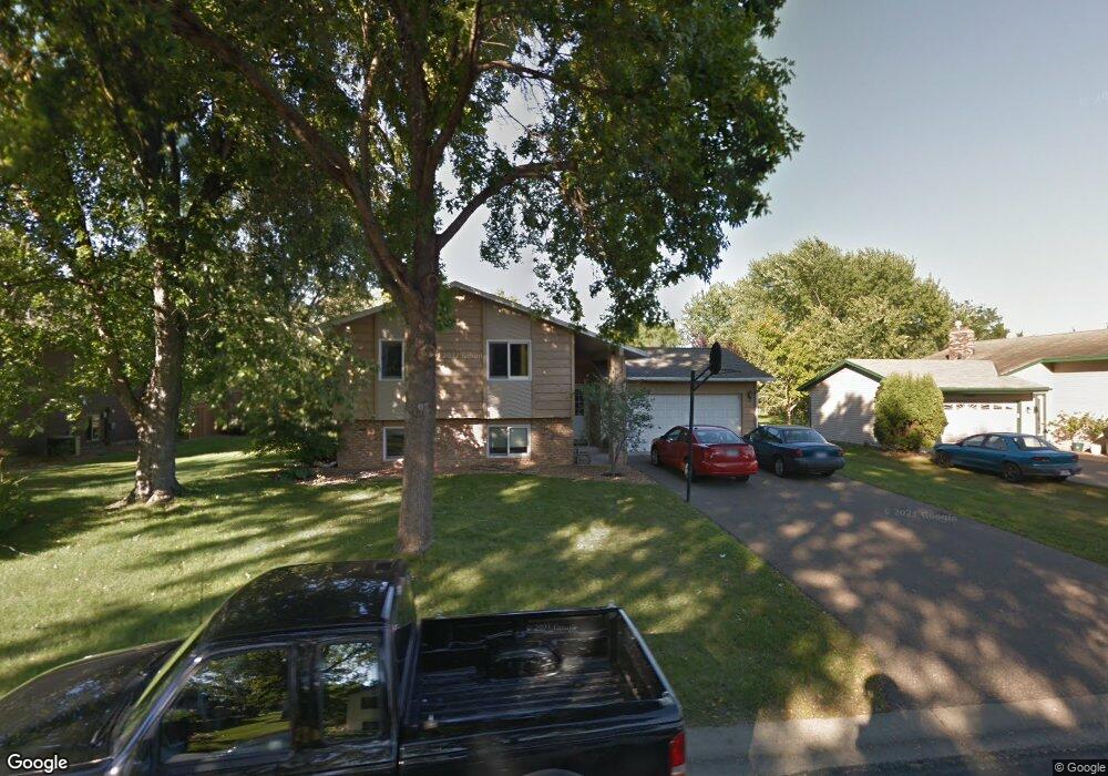 10920 99th Place N, Maple Grove, MN 55369 - photo 1