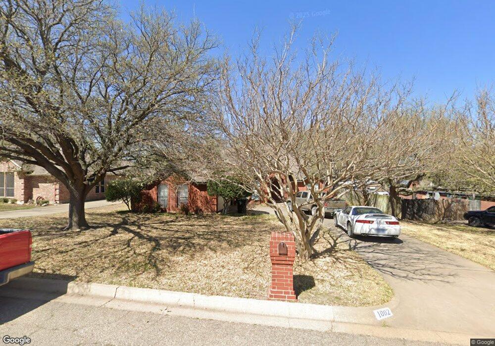 1002 Crestwood Dr, Cleburne, TX 76033 - photo 1