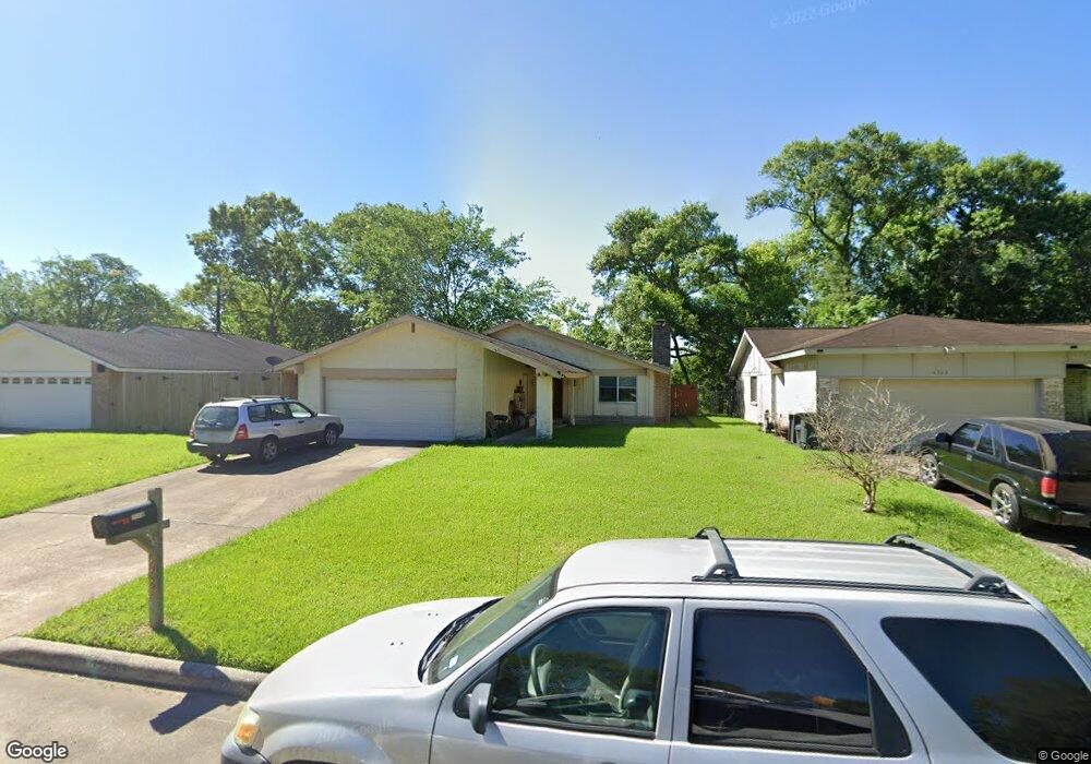 4443 Ravine Dr, Friendswood, TX 77546 - photo 1