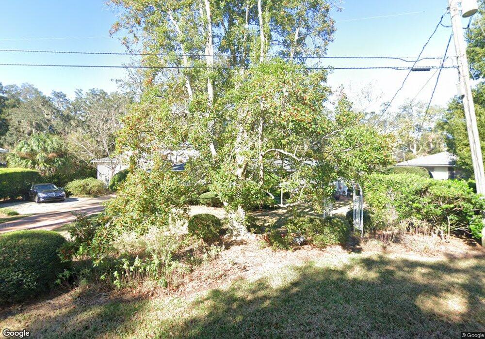 525 Anne St, Saint Simons Island, GA 31522 - photo 1