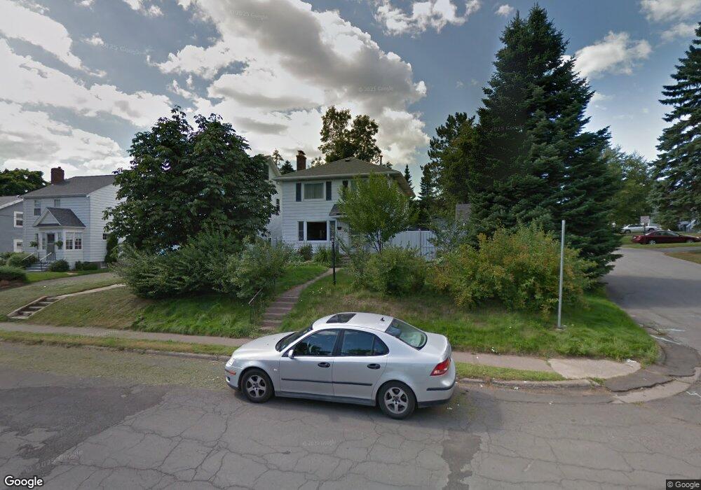 1751 Carver Ave, Duluth, MN 55803 - photo 1