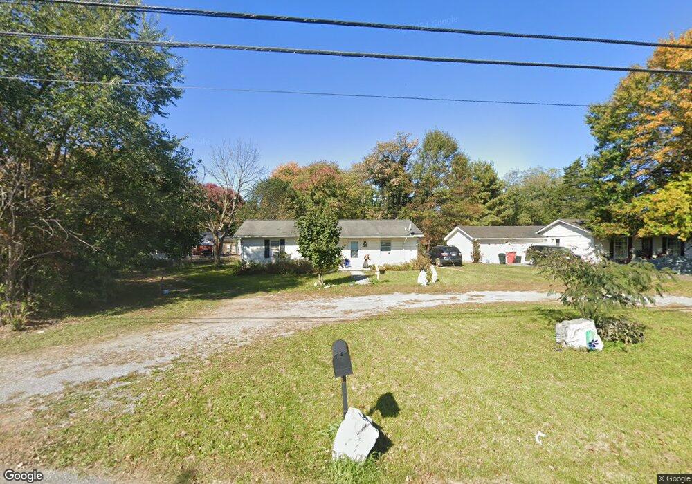 10814 Winchester Ave, Bunker Hill, WV 25413 - photo 1