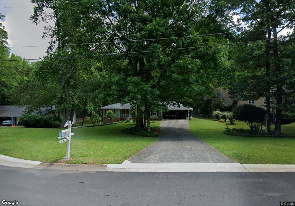 822 Pinecrest Cir SW, Lilburn, GA 30047 - photo 1