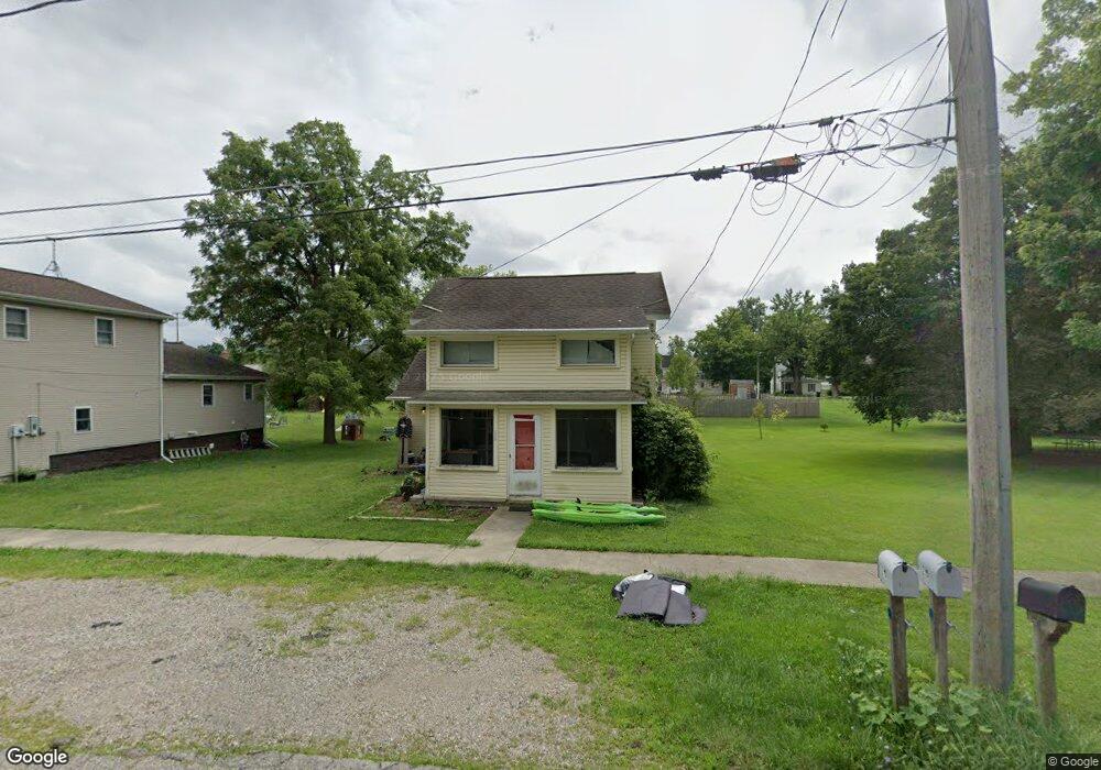 219 Railroad St, Addison, MI 49220 - photo 1