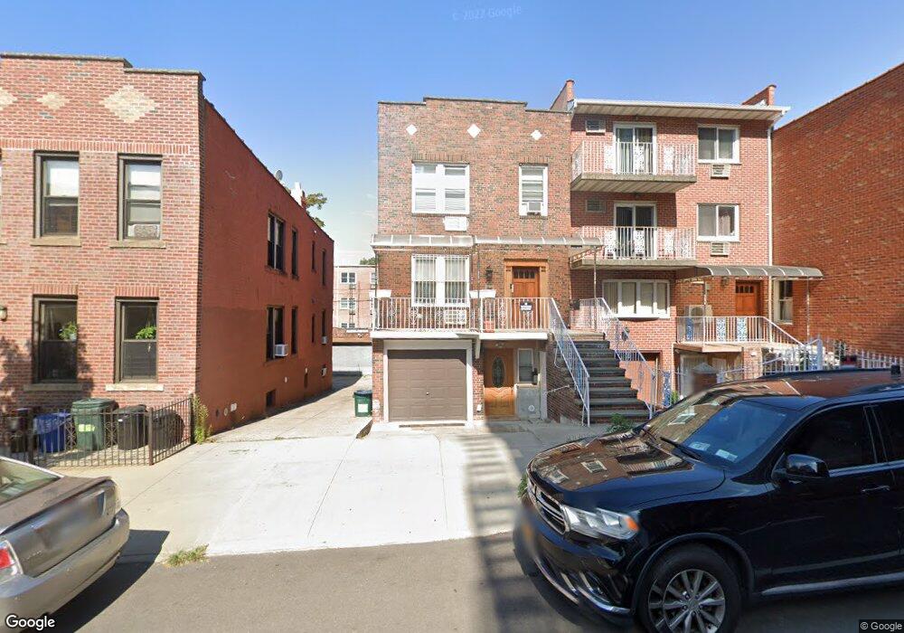 3136 44th St, Astoria, NY 11103 - photo 1