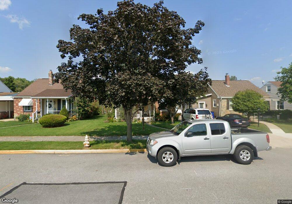 425 Prince St, Littlestown, PA 17340 - photo 1