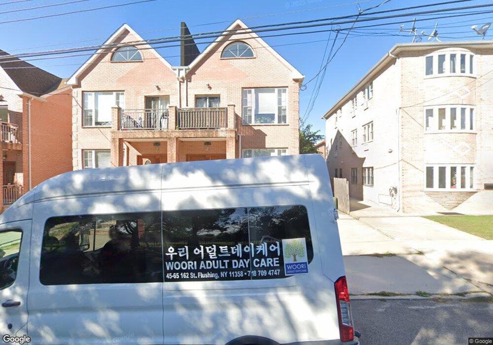 4542 164th St, Flushing, NY 11358 - photo 1