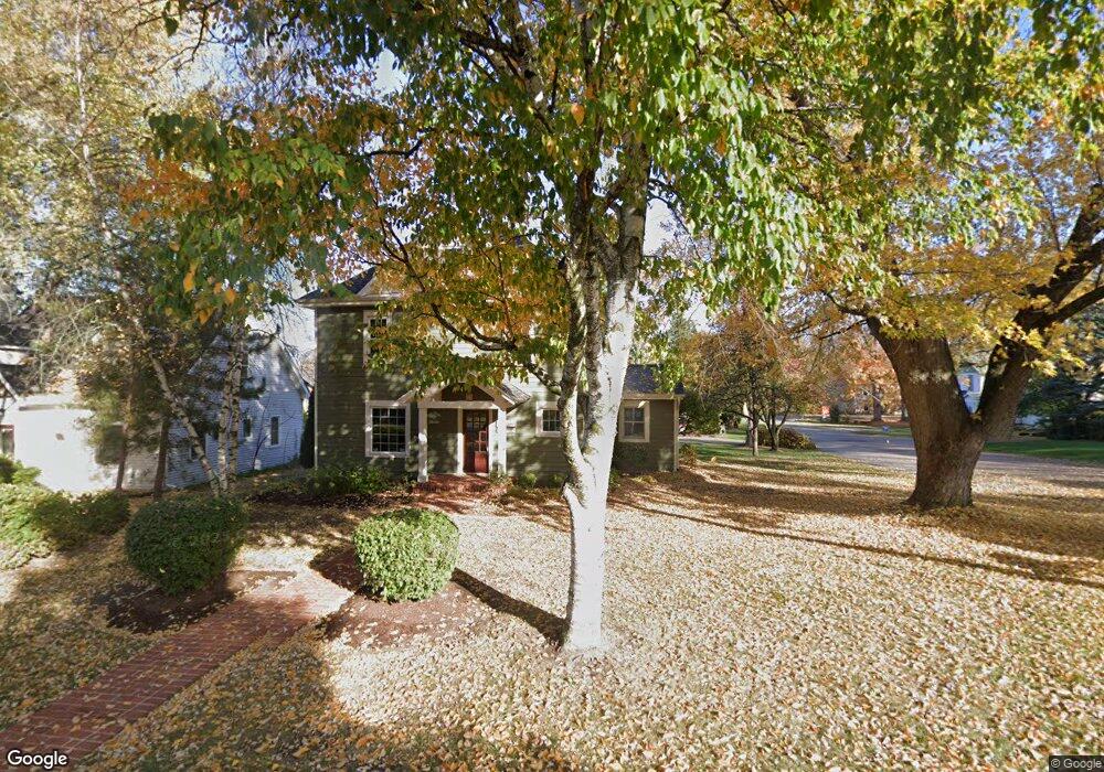 737 Main St, Delafield, WI 53018 - photo 1