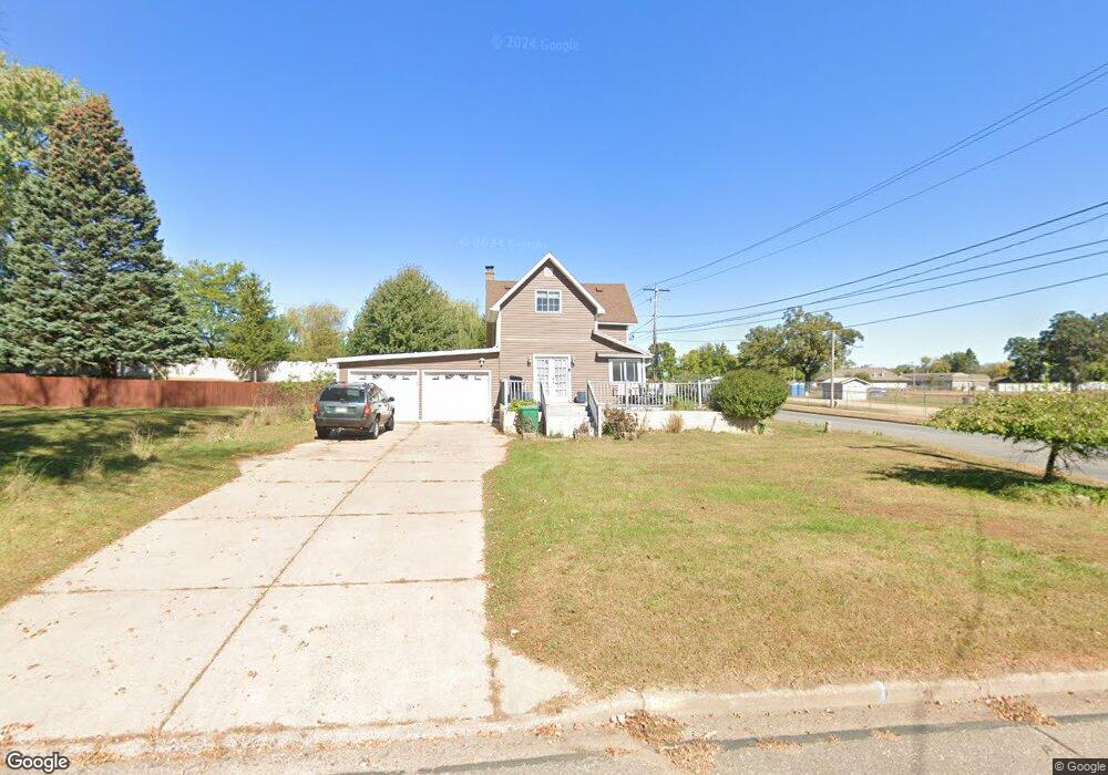 1625 5th Ave SE, Menomonie, WI 54751 - photo 1