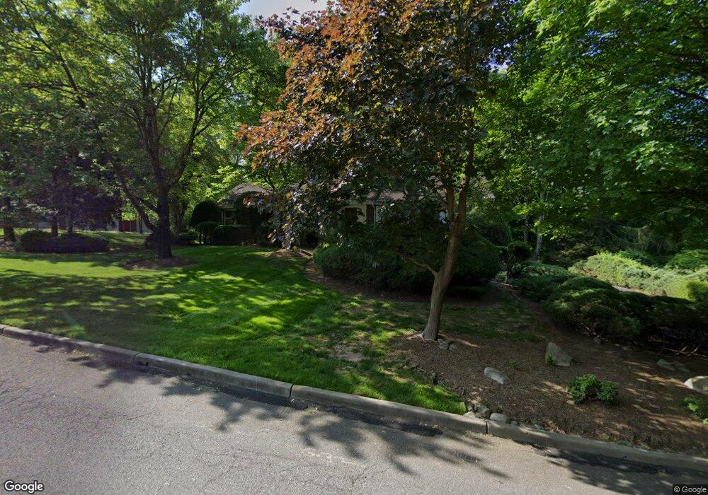 10 Ranch Rd, Upper Saddle River, NJ 07458 - photo 1