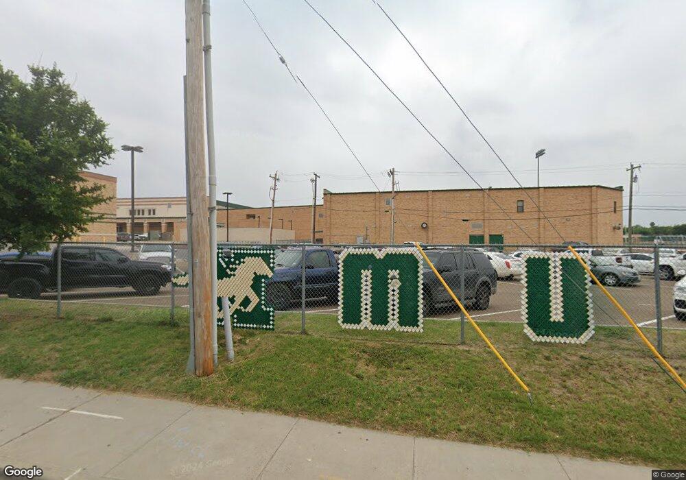 2109 E Ash St, Laredo, TX 78043 - photo 1