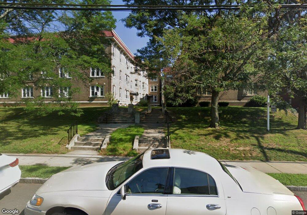 702 Farmington Ave unit C-3, West Hartford, CT 06119 - photo 1