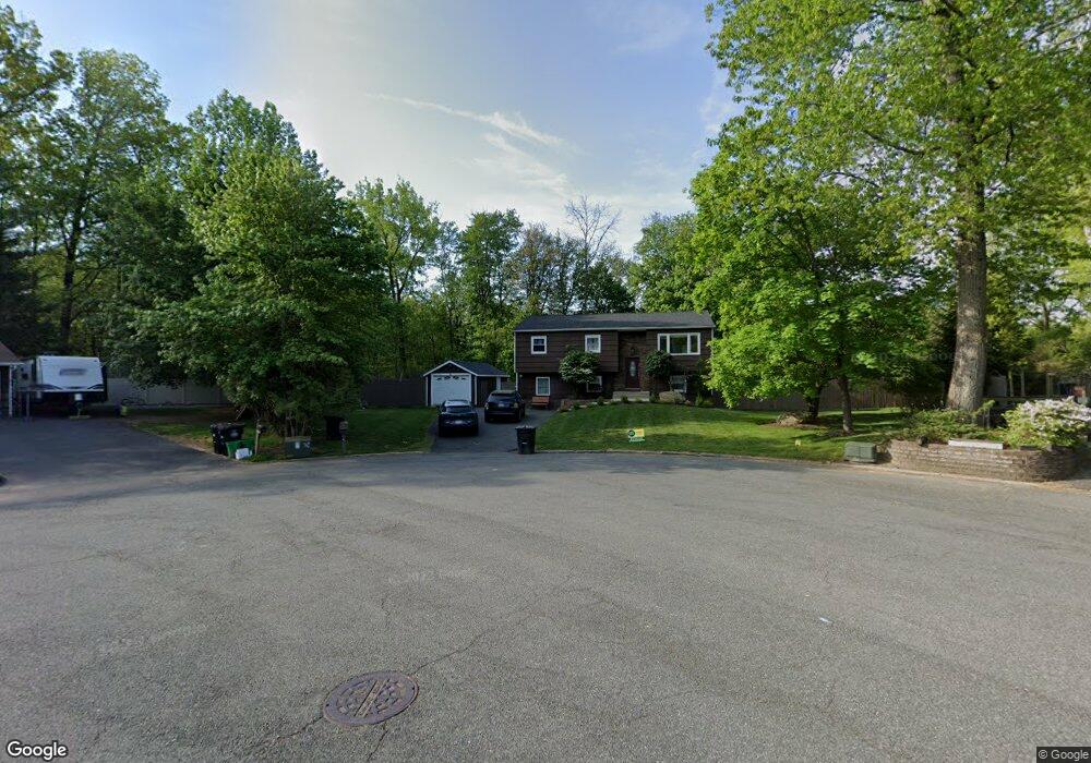 5 Auburn Ct, Monsey, NY 10952 - photo 1