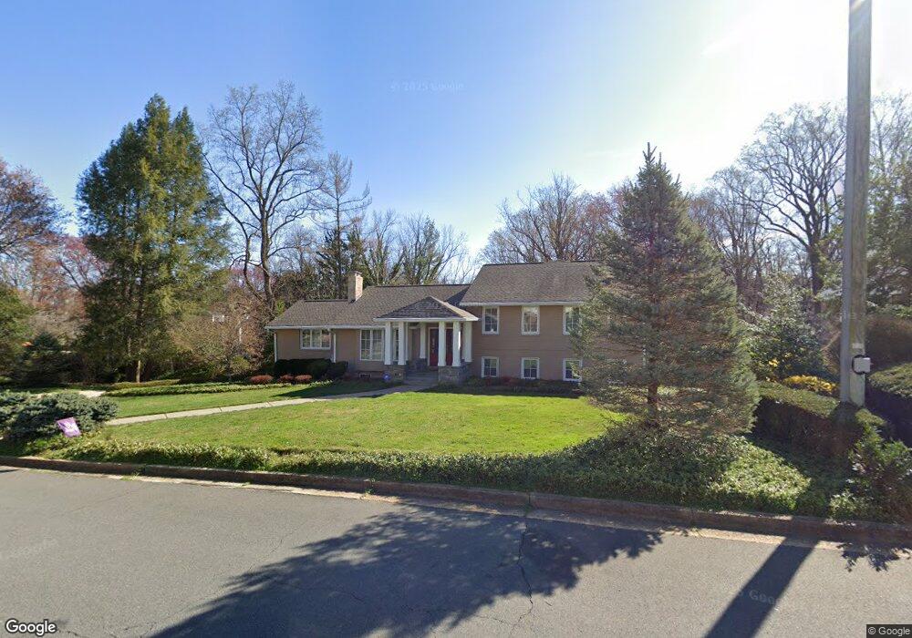 1603 Brookside Rd, McLean, VA 22101 - photo 1