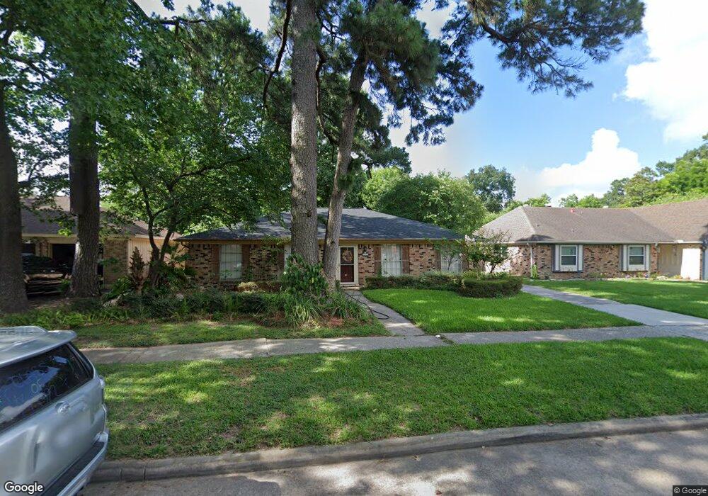 5911 Gum Grove Ln, Houston, TX 77088 - photo 1