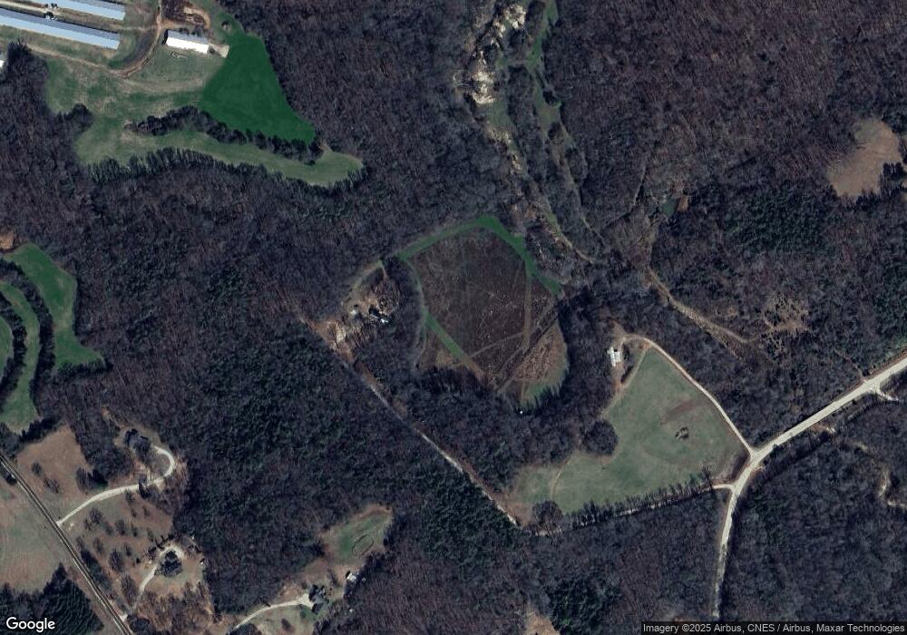 1184 Peachtree Rd, Elberton, GA 30635 - photo 1