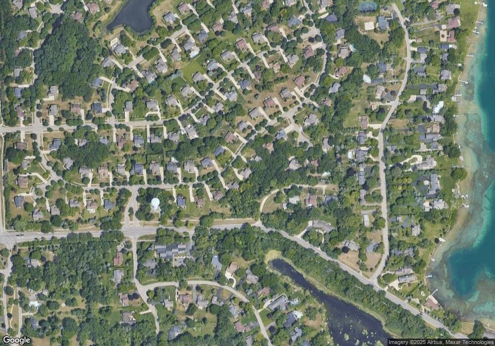 2877 West Bloomfield Oaks Dr, West Bloomfield, MI 48324 - photo 1