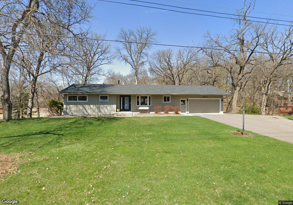 18904 Hanus Rd, Minnetonka, MN 55345 - photo 1