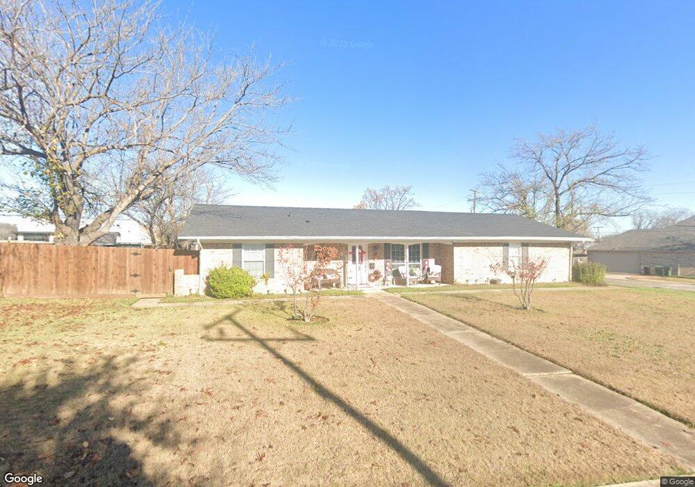 8117 Jerrie jo Dr, North Richland Hills, TX 76180 - photo 1