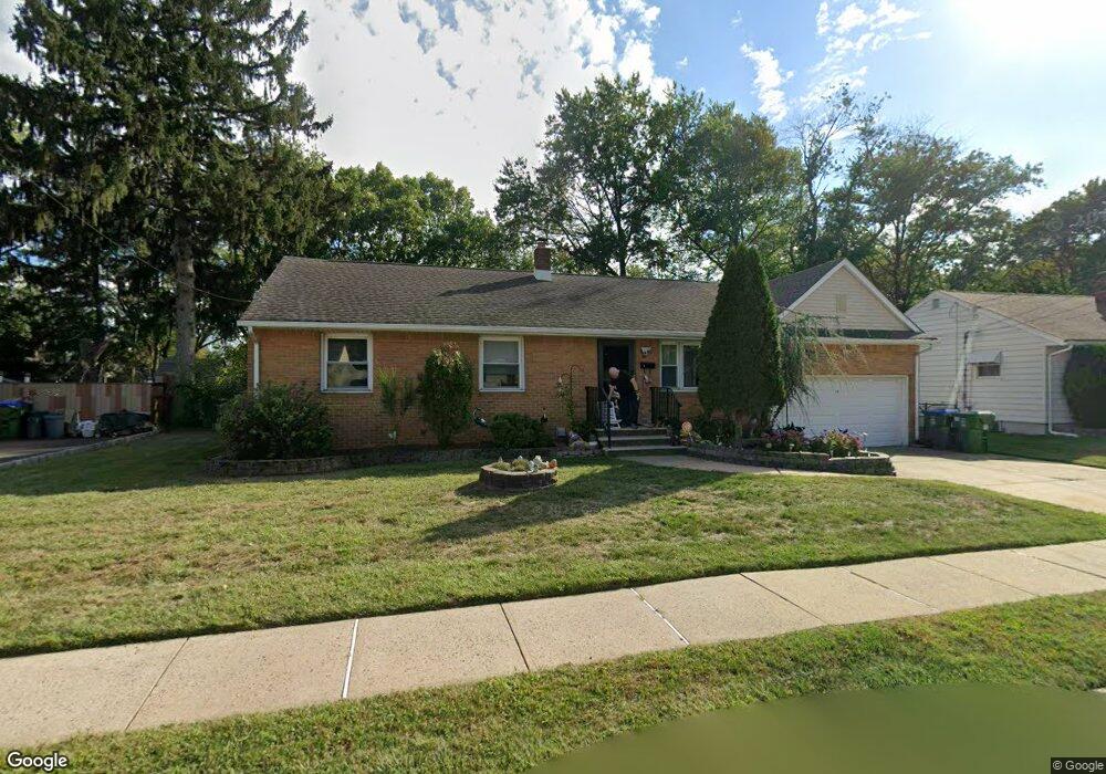 10 Woerner Ct, Edison, NJ 08817 - photo 1