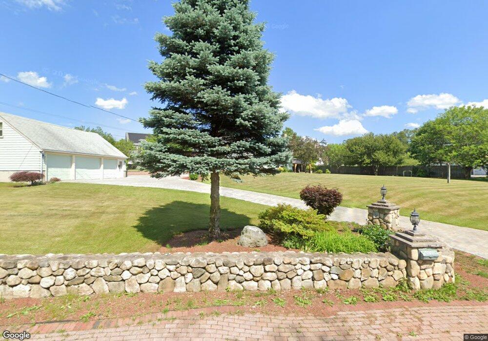 291 Jones Ave, Dracut, MA 01826 - photo 1