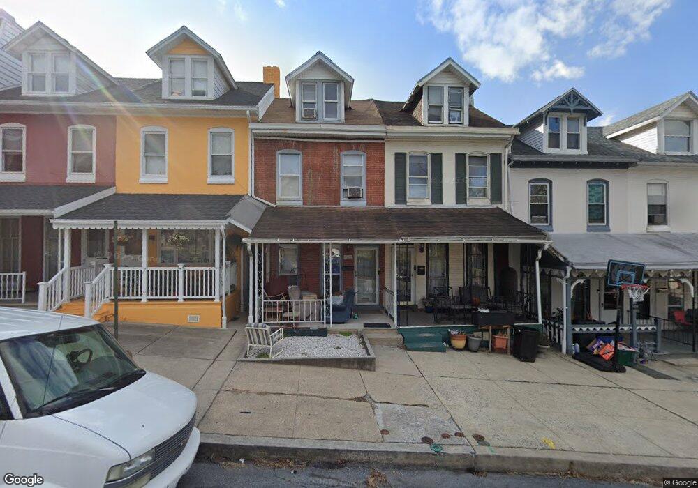 1442 Spruce St, Reading, PA 19602 - photo 1