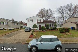 68 Beacon St, Port Reading, NJ 07064