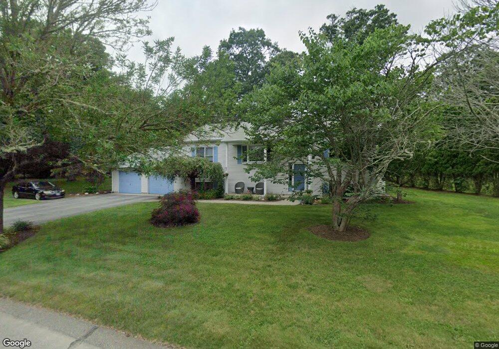 4 Fieldstone Ln, Dartmouth, MA 02747 - photo 1