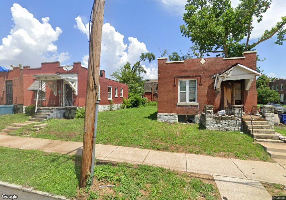 4373 Penrose St, Saint Louis, MO 63115 - photo 1